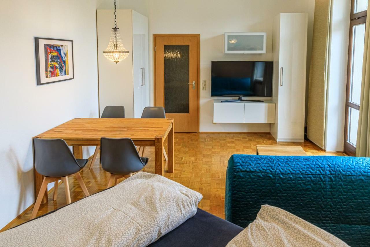 Charming City Apartment With Parking Spot เวิร์ซบวร์ก ภายนอก รูปภาพ